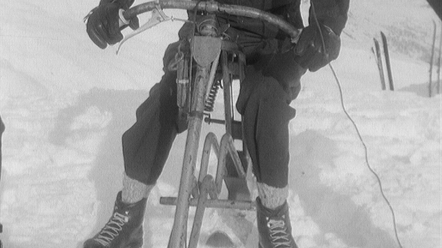 Les débuts du ski-bob à Montana-Crans