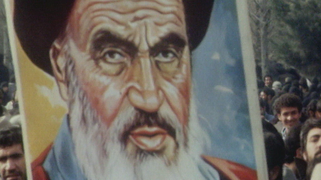 Khomeiny arrive [RTS]