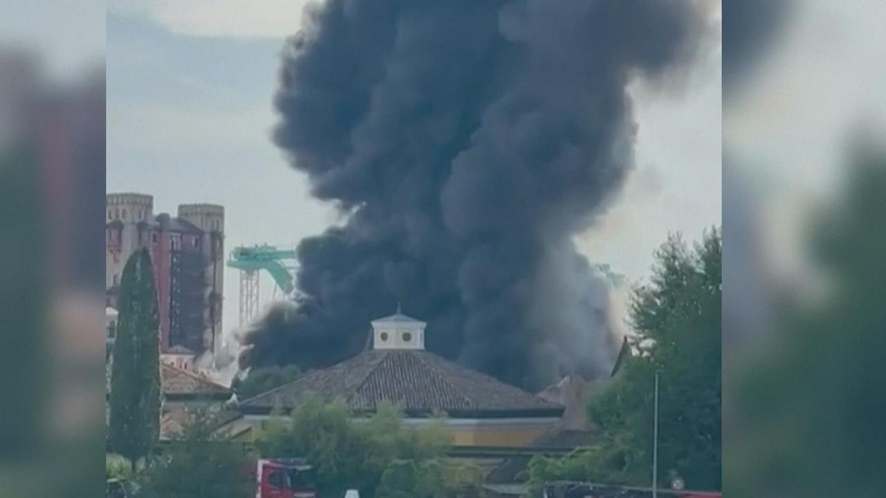 Un impressionnant incendie à Europa-Park cause l'évacuation de 25'000 visiteurs