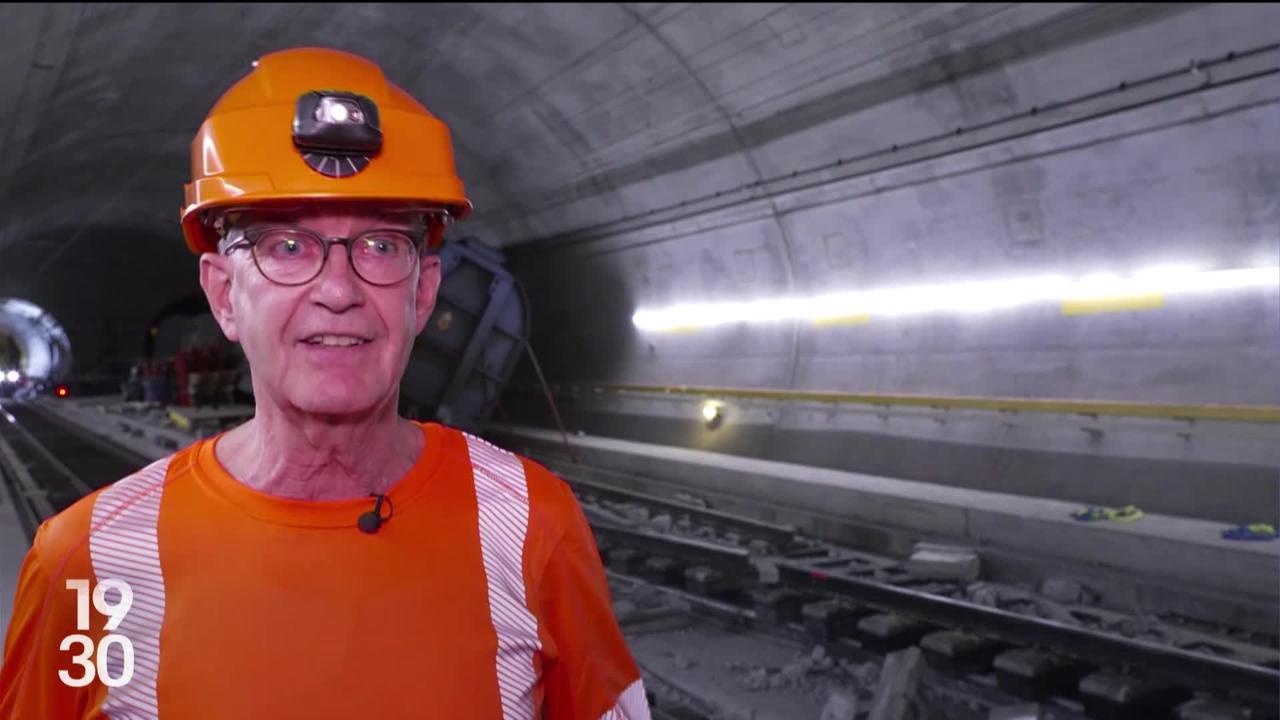 Pour la première fois depuis un mois, des journalistes ont pu accéder au cœur du tunnel du Gothard sur les lieux de l’accident