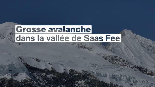 Une grosse avalanche dans la vallée de Saas Fee
