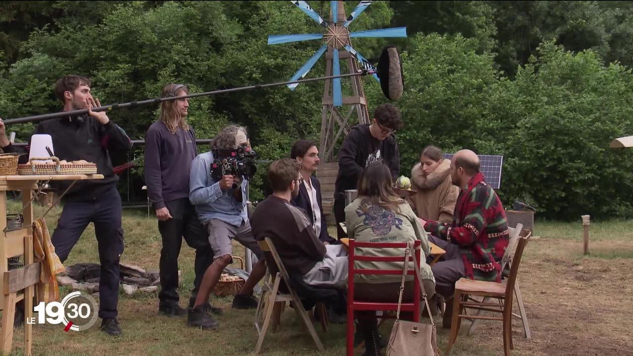 Actuellement en tournage en Valais, la nouvelle série chorale "Espèce menacée" mélange les genres