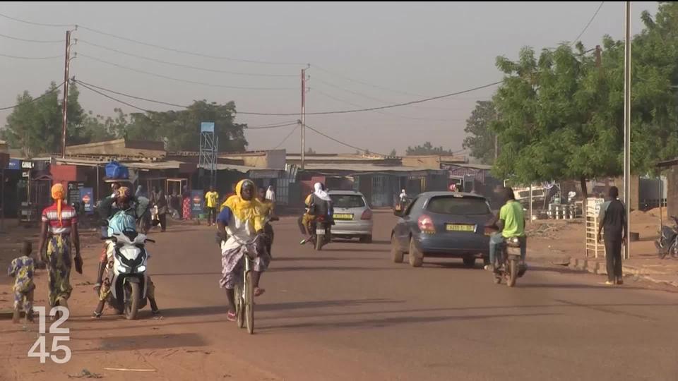 À travers le monde, guerres et crises privent de nombreux enfants d'accès à l'éducation. Reportage au Burkina Faso