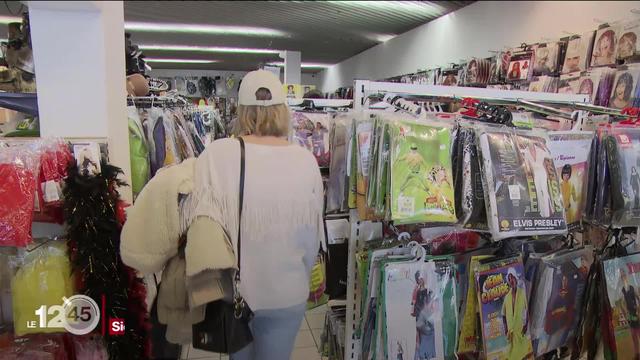 Le carnaval, c'est parti! c'est la course aux déguisements. Les enseignes de location et de vente tirent leur épingle du jeu.