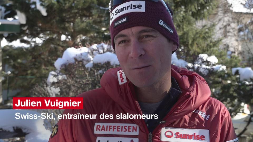 Ski alpin: l'entraîneur de slalomeurs nous parle de Loïc Meillard