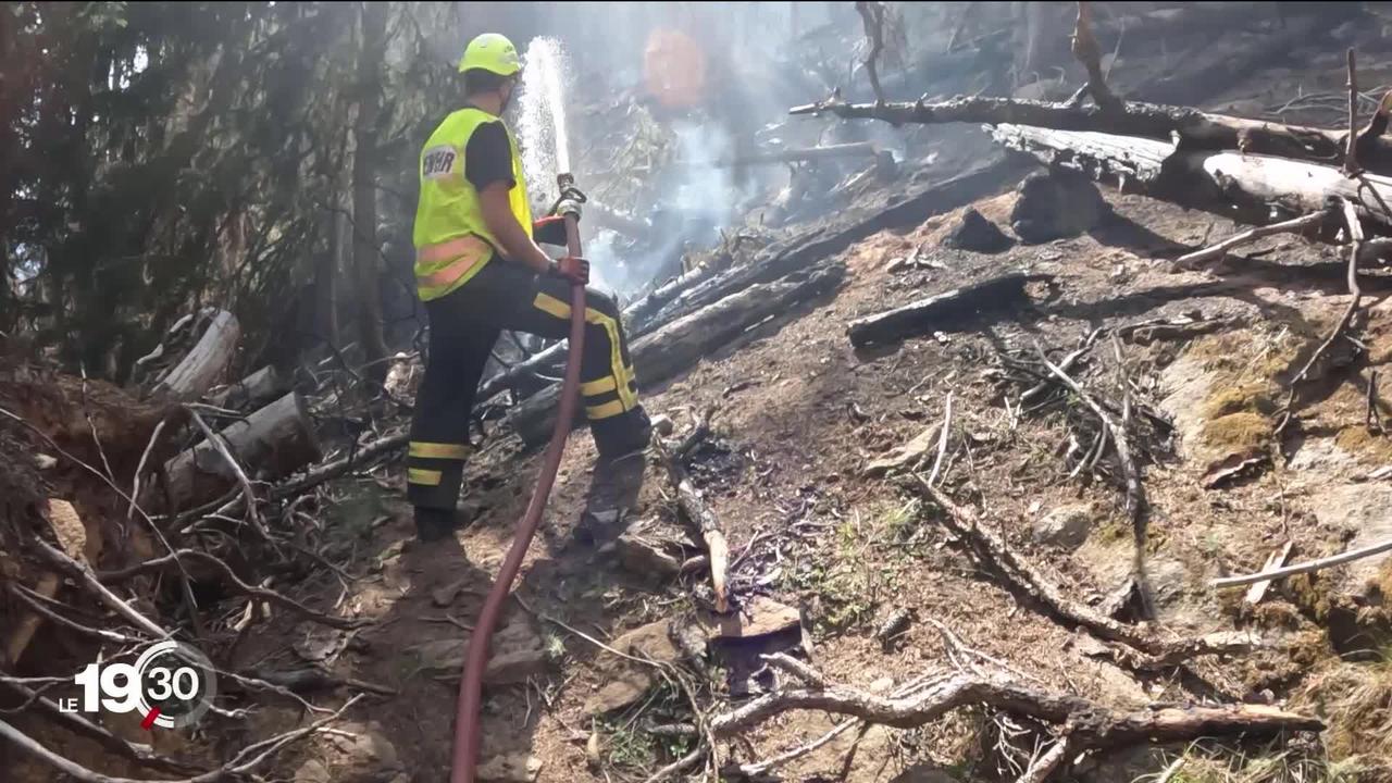 Incendie de Bitsch en Haut-Valais: immersion avec les pompiers sur le terrain