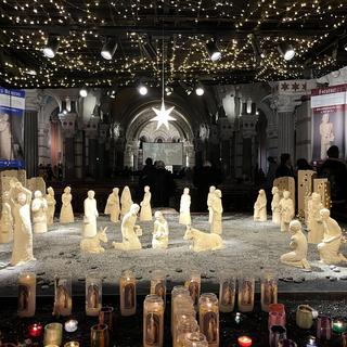 La crèche de Noël installée dans la basilique de Fourvière, à Lyon [RTSreligion - Gabrielle Desarzens.]