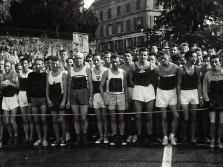 Au départ de l'édition 1956 de la course Morat-Fribourg