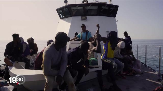 Les côtes tunisiennes constituent un point de passage privilégié des migrants d’Afrique subsaharienne qui souhaitent rallier l’Europe. Reportage