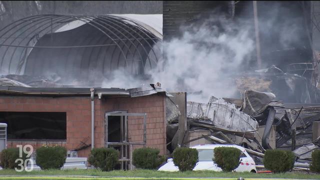 L’enquête se poursuit après l’incendie qui a ravagé une ferme à Bottens (VD), tuant près de 500 animaux. Une personne est toujours portée disparue