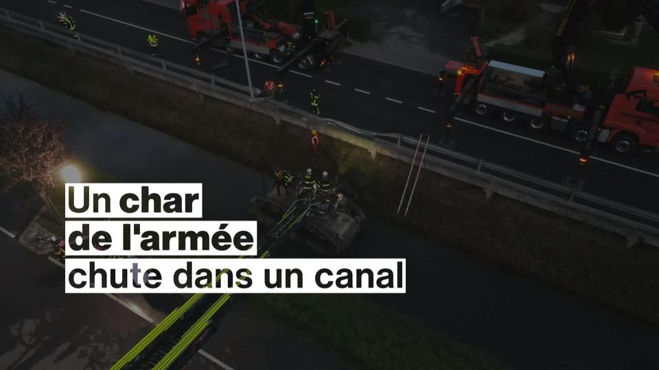 Un char de l'armée suisse chute dans un canal à Fully, faisant 3 blessés légers