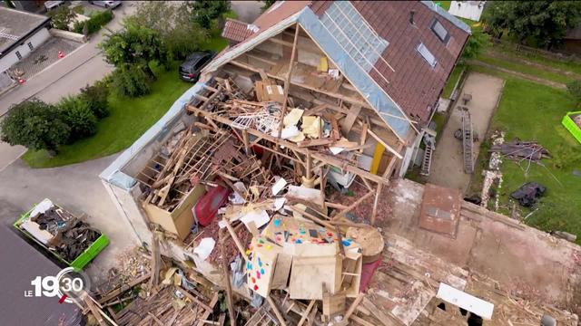 La tempête qui a ravagé La Chaux-de-Fonds a endommagé plus de 4000 bâtiments. Enquête sur les coûts de la reconstruction.