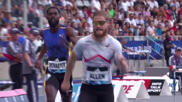 Paris (FRA), 400m haies messieurs: CJ Allen (USA) s'impose devant Wilfried Happio (FRA) et Trevor Bassitt (USA)