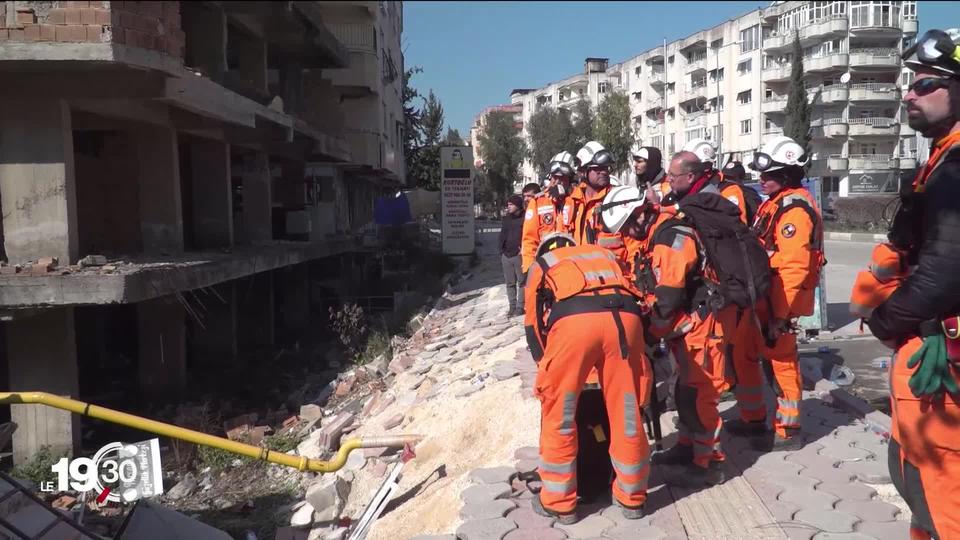 Les secouristes suisses sont à l'œuvre à Antakya en Turquie pour tenter de sauver des victimes du séisme