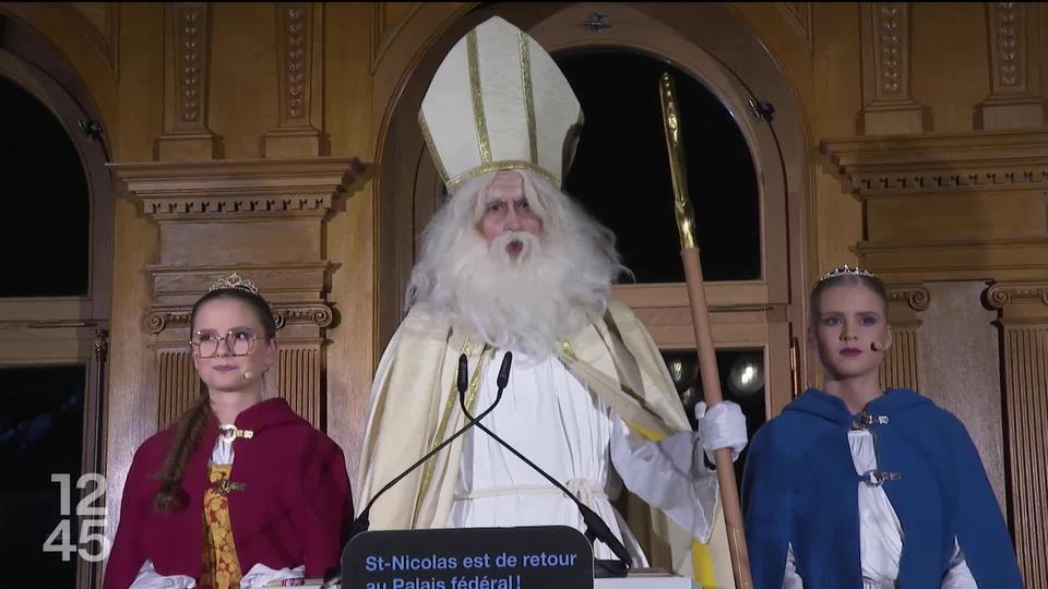 Comme le veut la tradition depuis 2004, Saint-Nicolas est venu défendre les intérêts fribouregois au Parlement fédéral