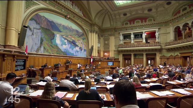 Le Parlement adopte le contre-projet à l’initiative du Centre visant une réduction des primes maladie