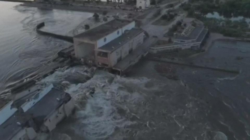 Le barrage de Nova Kakhovka, près de Kherson, endommagé