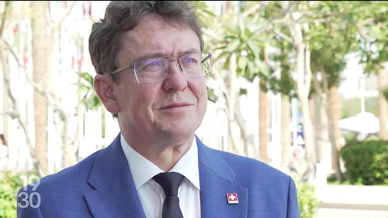 Le conseiller fédéral, Albert Rösti, affiche la position de la Suisse lors de la COP28 de Dubaï