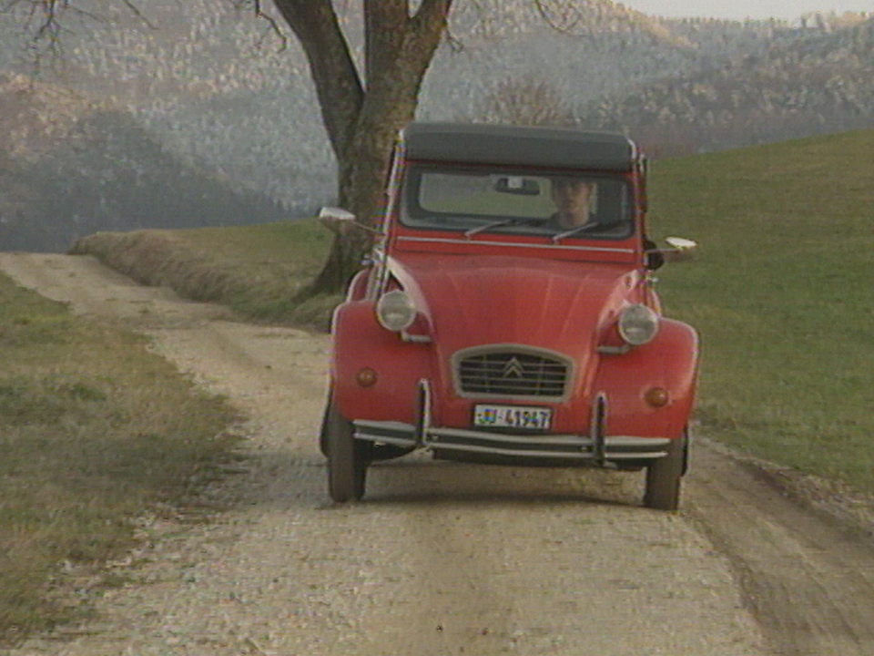 La 2CV, une voiture de légende [RTS]