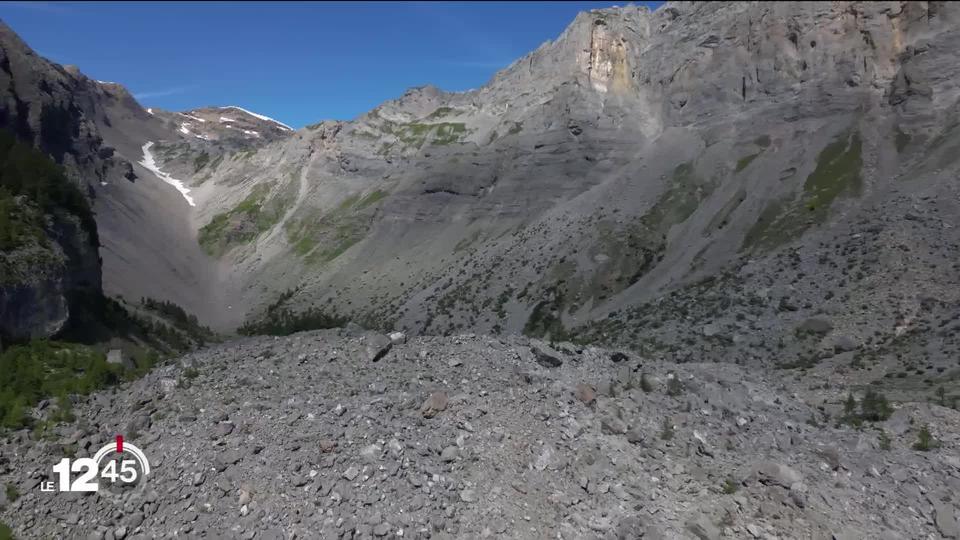 L’eau d’un lac recouvert par un pierrier est sur le point d’être exploitée dans la commune d’Ayent (VS)