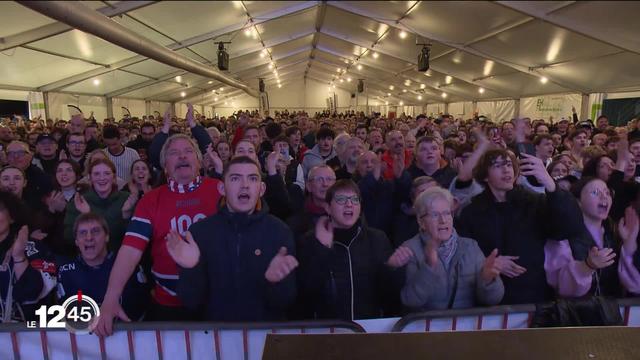 Hockey: Les supporters de l'Arc jurassien sont survoltés par le barrage d’accession en National League entre La Chaux-de-Fonds et Ajoie. Les Neuchâtelois ont remporté le premier acte