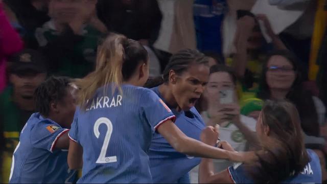 Football - Coupe du monde féminine- Groupe F, France - Brésil (2-1): les Françaises s'imposent et prennent la tête de ce groupe
