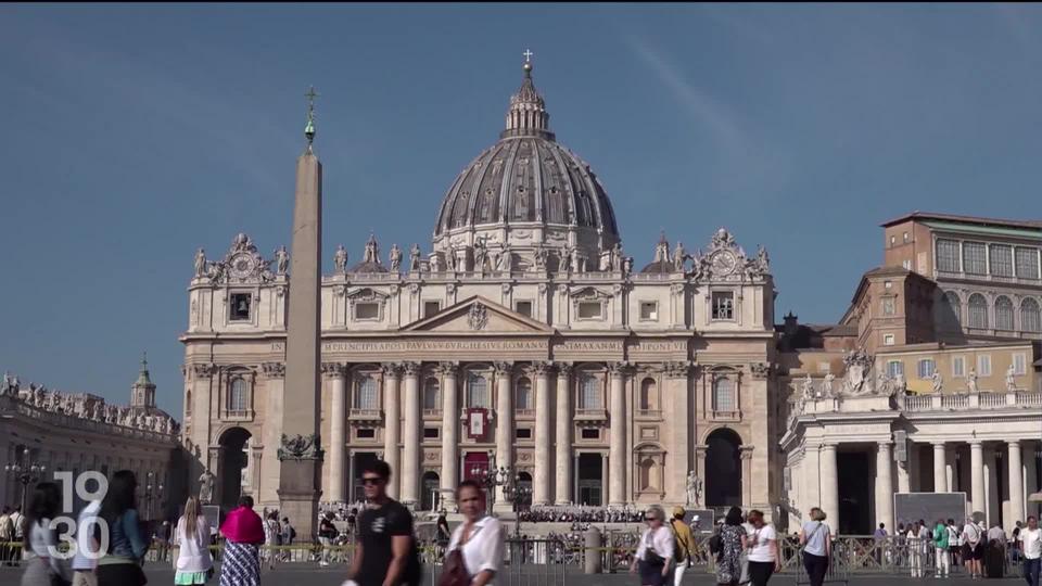 Mercredi lors de l'ouverture du Synode, des femmes et des laïcs ont pu voter. Une première dans l'histoire, alors que l'Église catholique est confrontée à plusieurs tourments