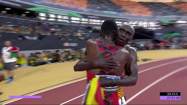 Athlétisme, 10'000m messieurs, finale: Joshua Cheptegei (UGA) s'impose devant Daniel Simiu Ebenyo (KEN) et Selemon Barega (ETH)