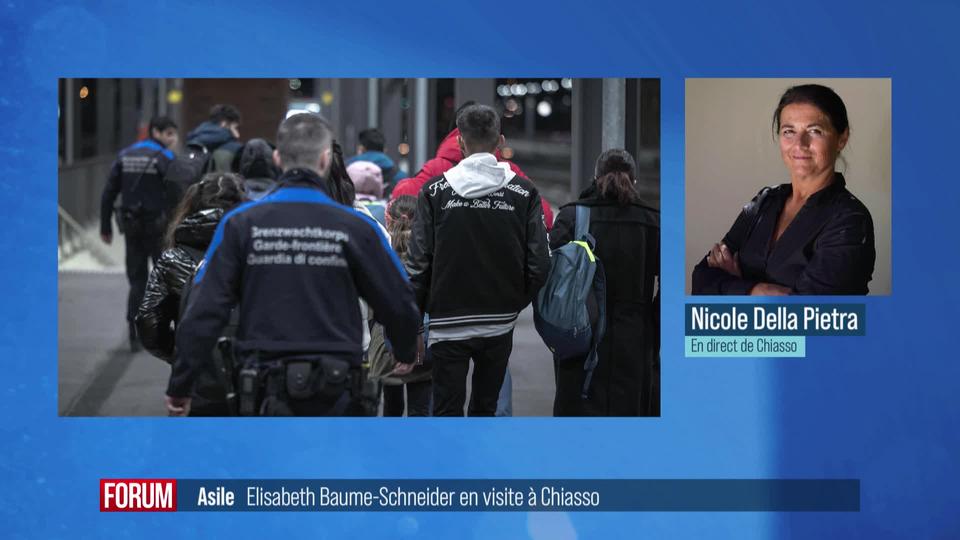 La conseillère fédérale Elisabeth Baume-Schneider en visite à Chiasso pour parler de l’asile (vidéo)