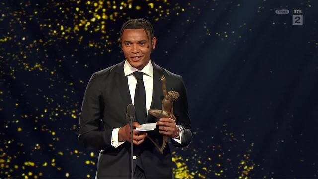 Sports Awards, MVP de l'année: vainqueur du triplé avec Manchester City, Manuel Akanji remporte le prix