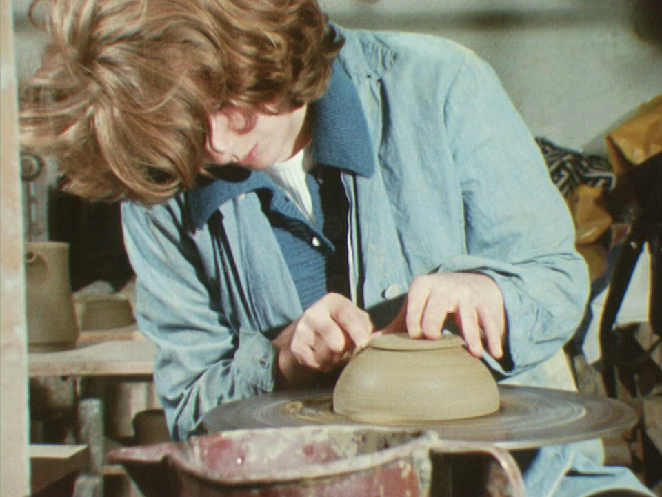 Atelier de poterie à Bulle [RTS]