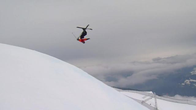 Laax (SUI), slopestyle messieurs, qualifs Run1: Fabian Bösch (SUI) pour un score de 73.45 sur le premier run