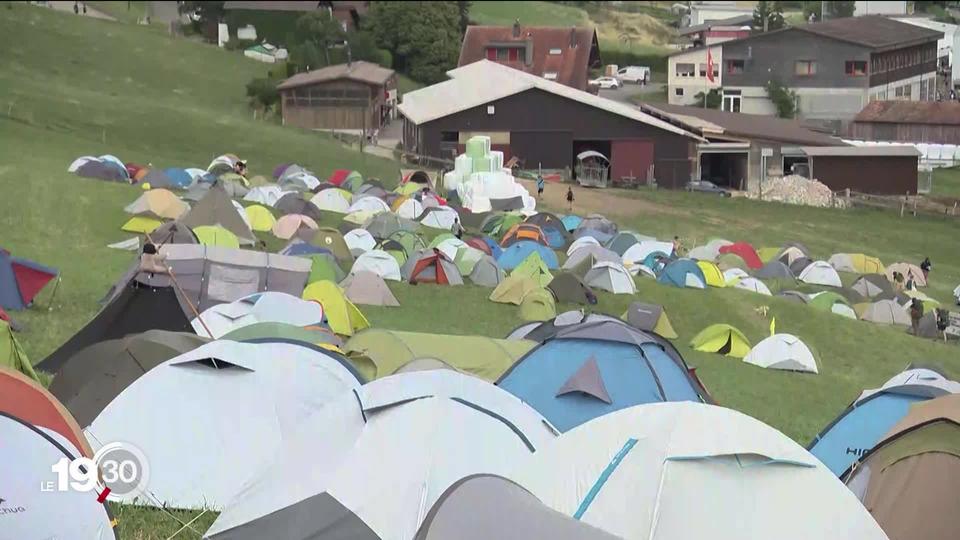 2000 personnes sont réunies à St-Imier (BE) pour célébrer un siècle et demi de l'Internationale anarchiste