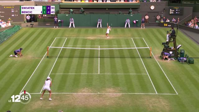 Elimination de Belinda Bencic en 1-8e de finale de Wimbledon, battue par la Polonaise Iga Swiatek