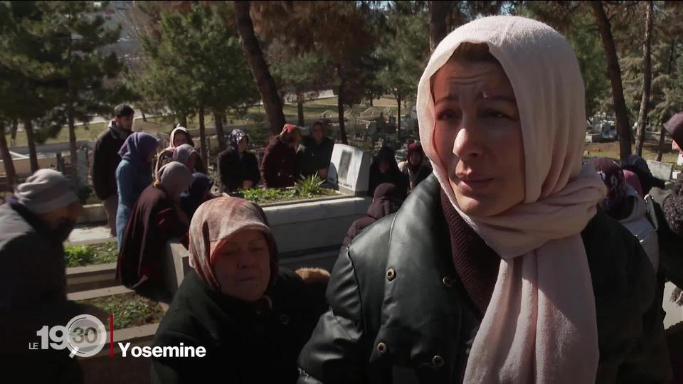 C'est l'heure des funérailles en Turquie pour les familles des victimes du séisme. Le reportage de nos envoyés spéciaux.