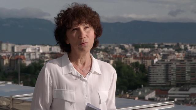 Arnaque au colis: Les précisions de la journaliste Emmanuelle Bressan