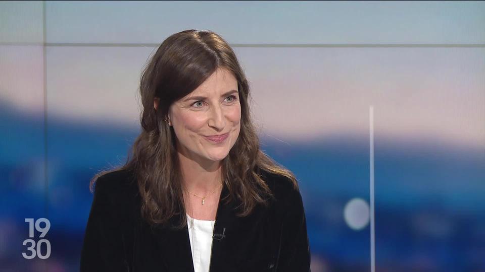 Entretien avec la conseillère d'État vaudoise Rebecca Ruiz, qui sur revient la crise que traverse le Centre hospitalier universitaire vaudois