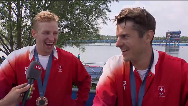 Andrin Gulich et Roman Röösli au micro de la RTS après leur bronze olympique