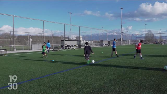 Plus de 100 matchs de football junior ont été annulés ce week-end dans le canton de Vaud à la suite de l’agression d’un jeune arbitre