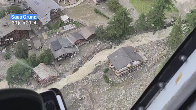 Images aériennes de la coulée de boue à Saas Grund