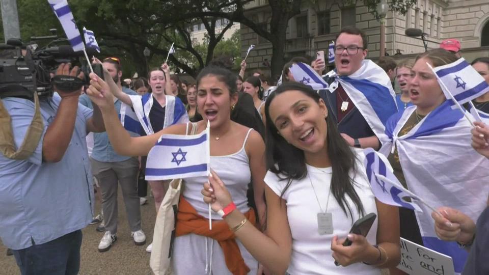 Contre-manifestation d'étudiants à Austin