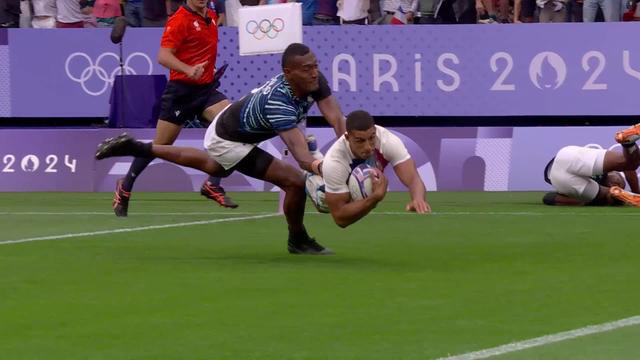 Finale, France - Fidji (28-7): la France crée la surprise en décrochant l'or