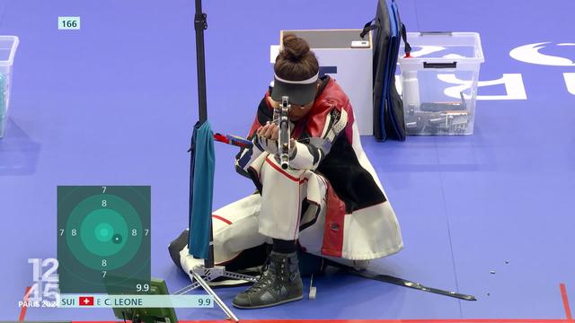 La Suisse remporte sa première médaille d'or. L'Argovienne Chiara Leone devient championne olympique du tir à la carabine