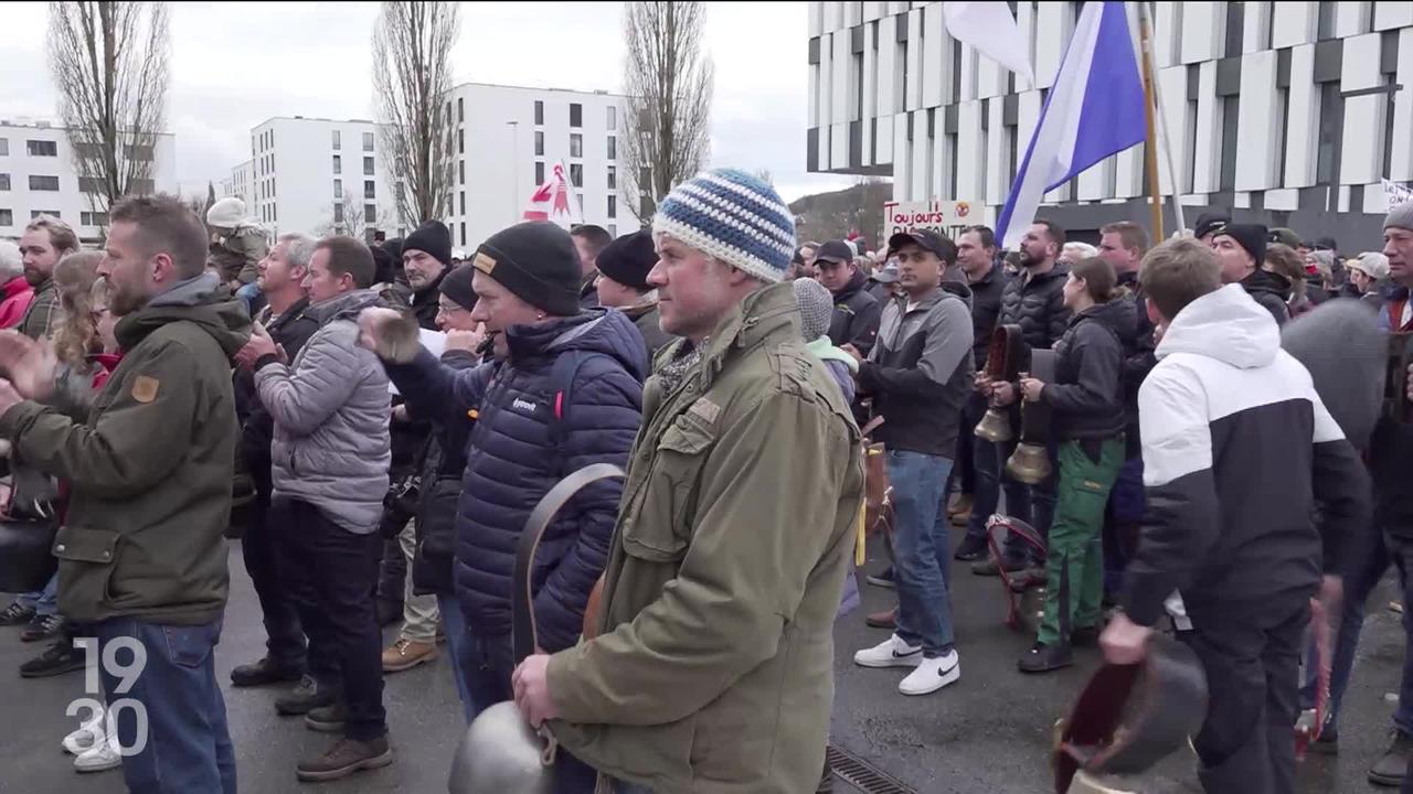 Un millier de paysans ont manifesté mardi à Berne pour des prix justes et moins de bureaucratie