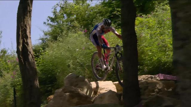 Cross-country: Tom Pidcock (GBR) en or devant le Français Koretzky