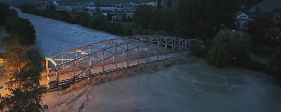 Le pont de Chippis en Valais