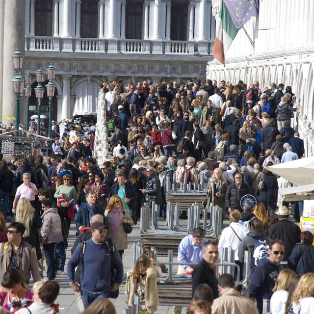 Le tourisme de masse à Venise, en Italie. [Depositphotos - Delray77]