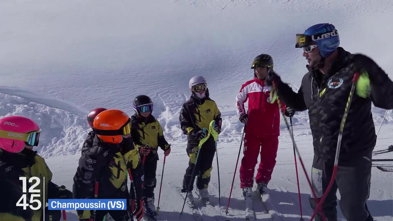 Le recordman suisse du ski de vitesse proposait une initiation à sa discipline à Morgins.