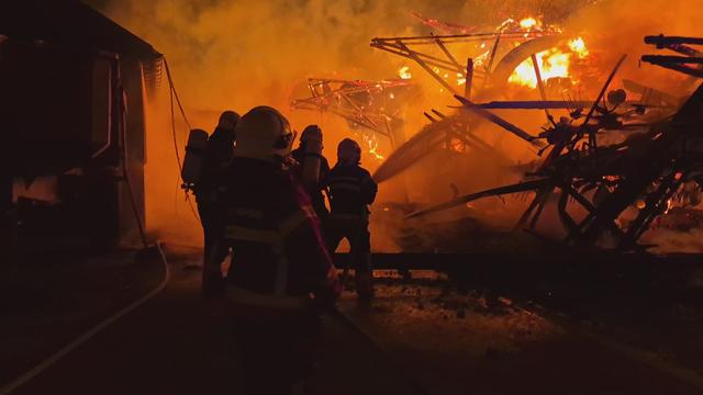 L'incendie d'un hangar à Ependes (VD). [RTS]