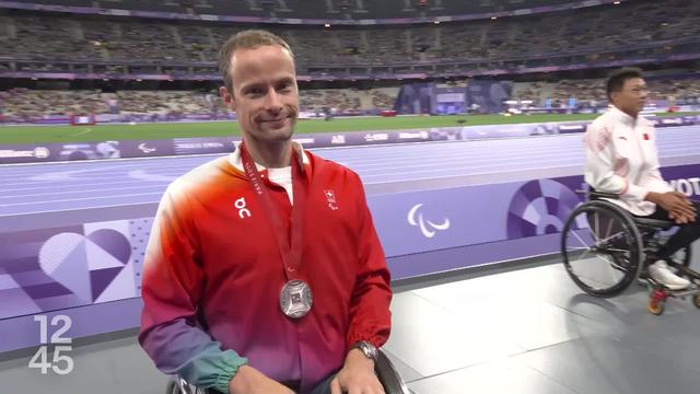 Marcel Hug remporte la 14 médailles de sa carrière. La star du para-athlétisme s'offre l'argent sur 1500 mètres